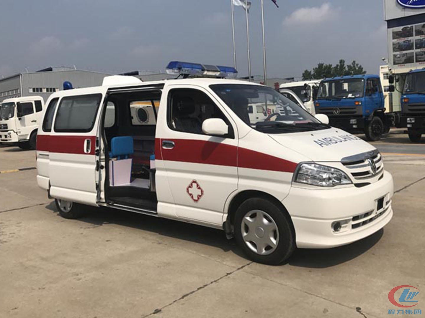 國(guó)六金杯閣瑞斯救護(hù)車