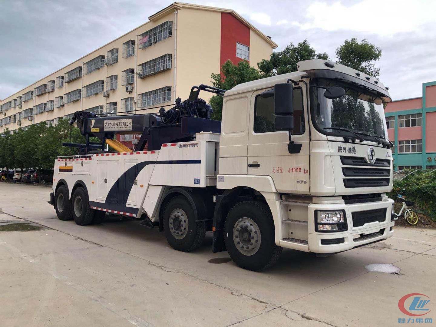 國(guó)六陜汽德龍前四后八拖吊分離清障車(chē)