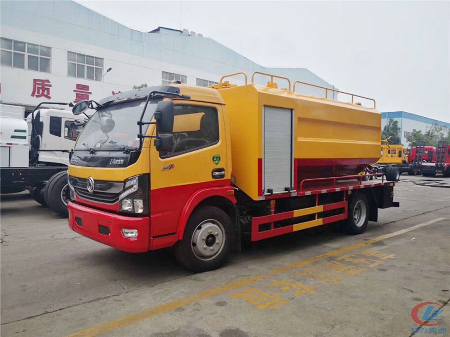 國六東風(fēng)凱普特8方清洗吸污車