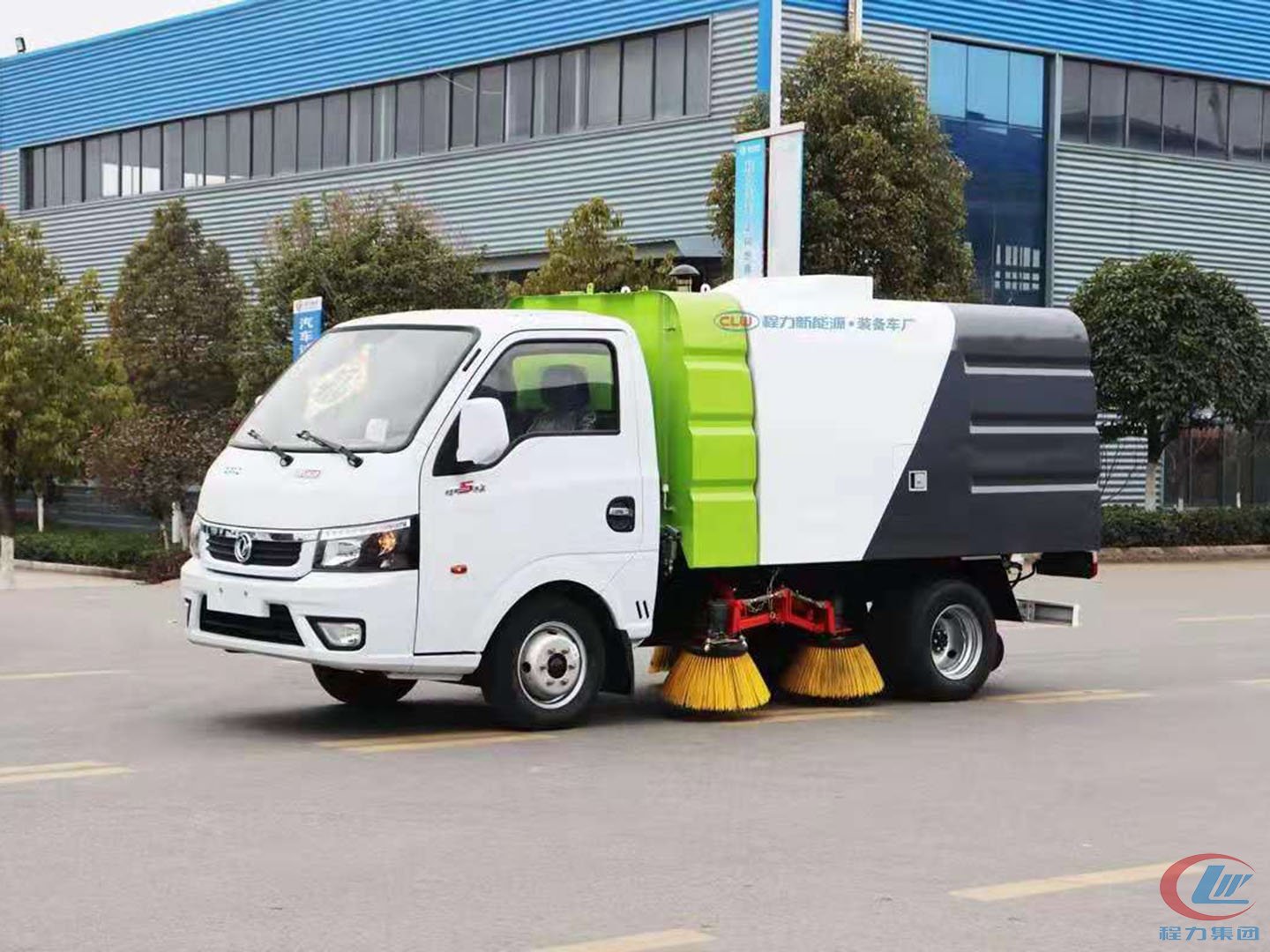 國(guó)六東風(fēng)途逸3方掃路車 
