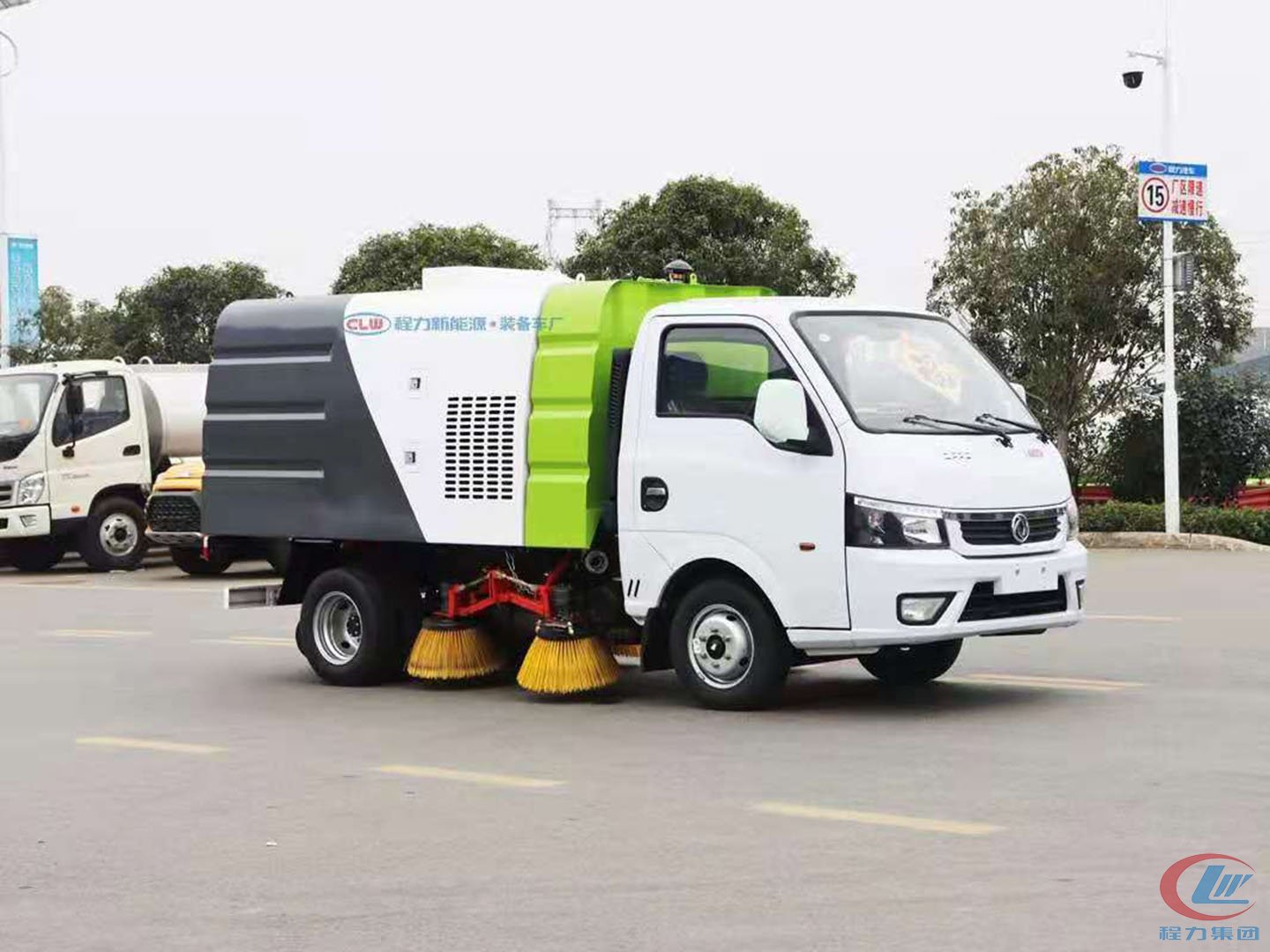 國(guó)六東風(fēng)途逸3方掃路車 