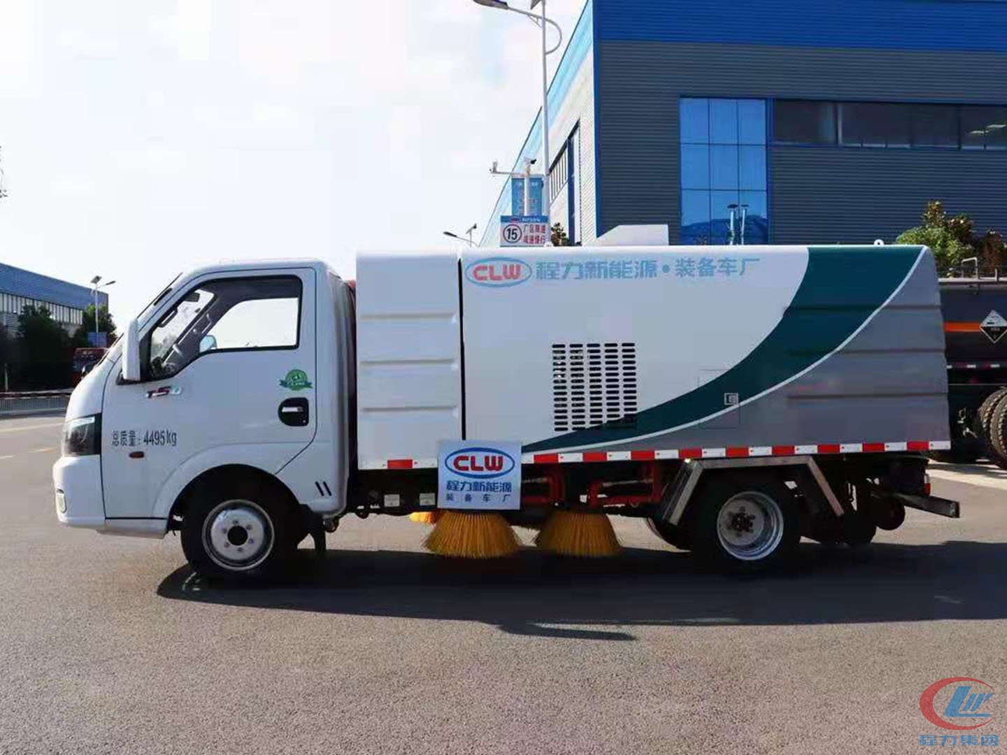 東風(fēng)途逸純電動掃路車