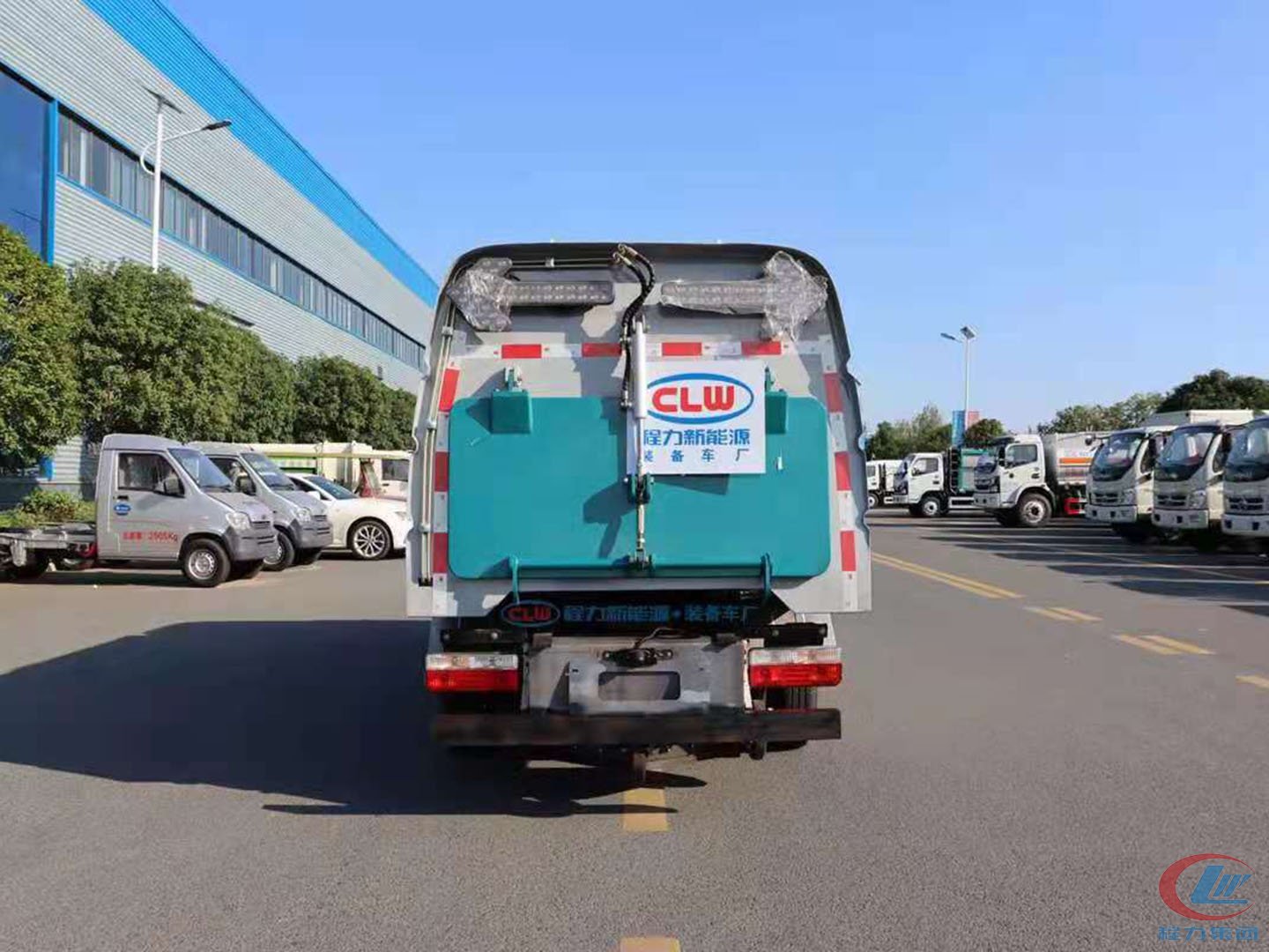 東風(fēng)途逸純電動掃路車