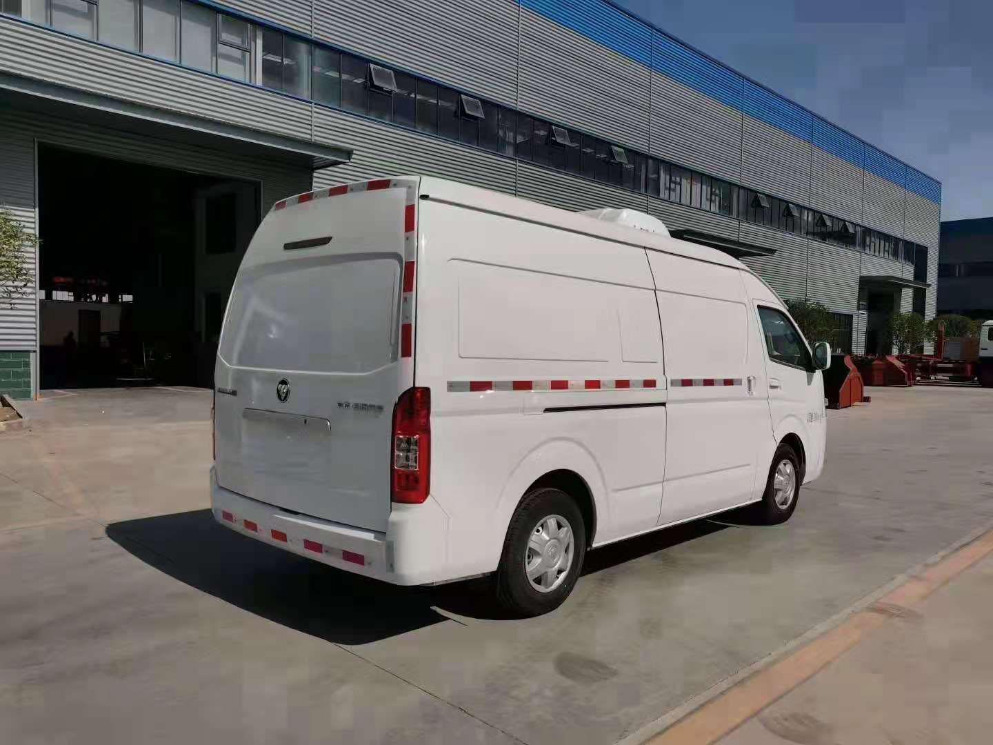 國(guó)六福田G9面包冷藏車