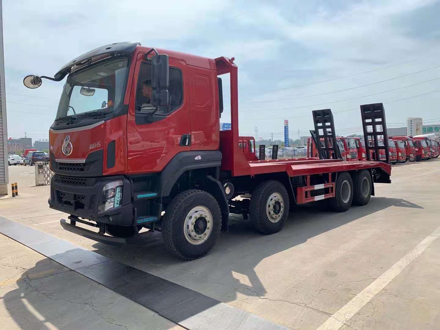 國(guó)六東風(fēng)柳汽乘龍前四后八平板運(yùn)輸車