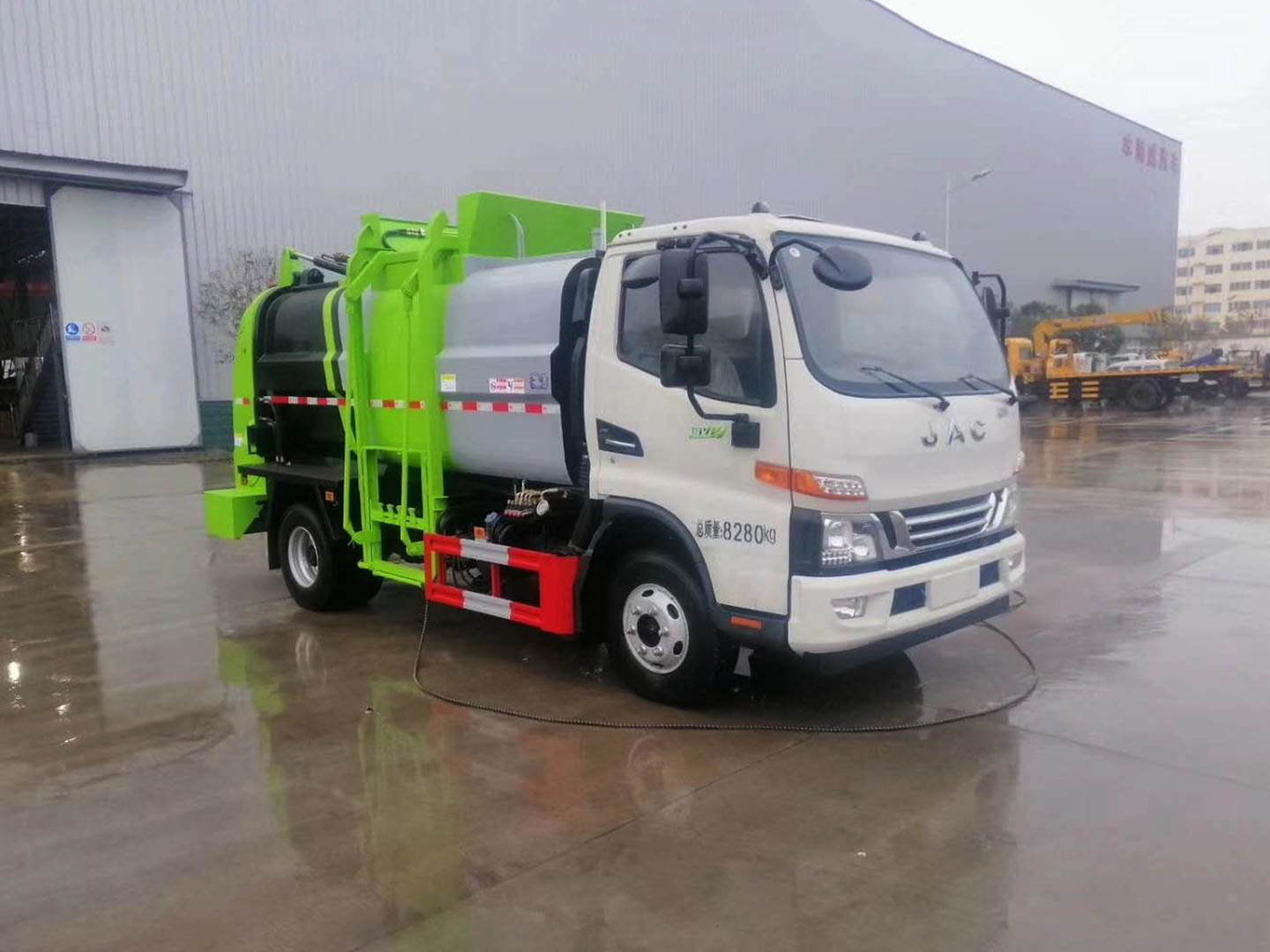 國(guó)六江淮駿鈴5方餐廚垃圾車(chē)