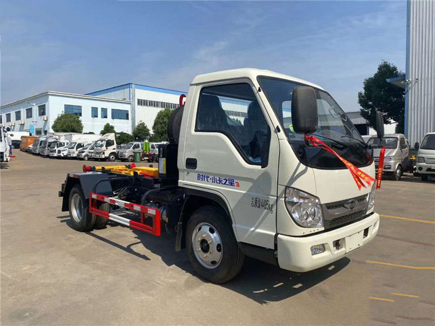 國(guó)六福田小卡之星3方勾臂垃圾車(chē)