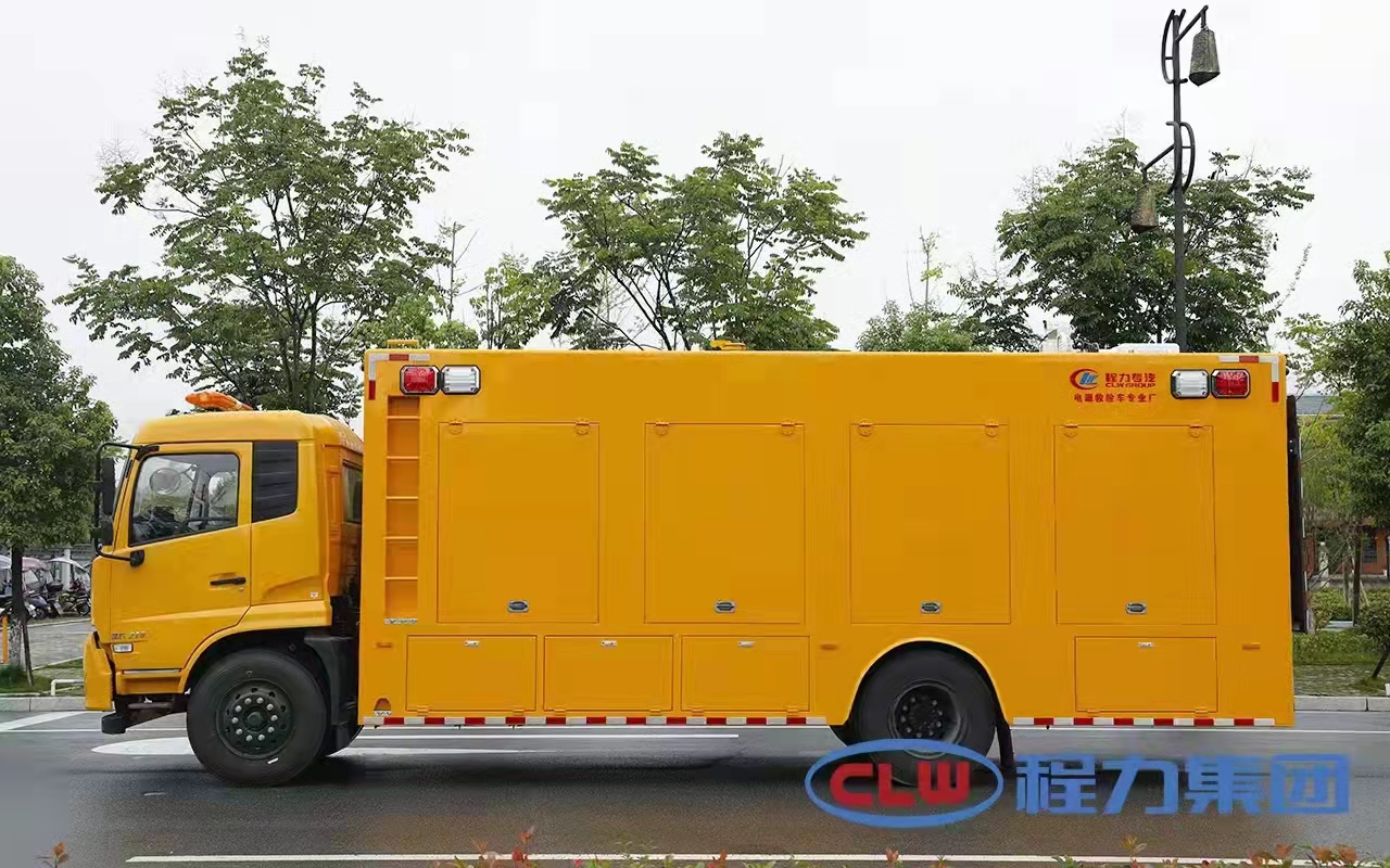 程力東風(fēng)天錦排水搶險(xiǎn)車