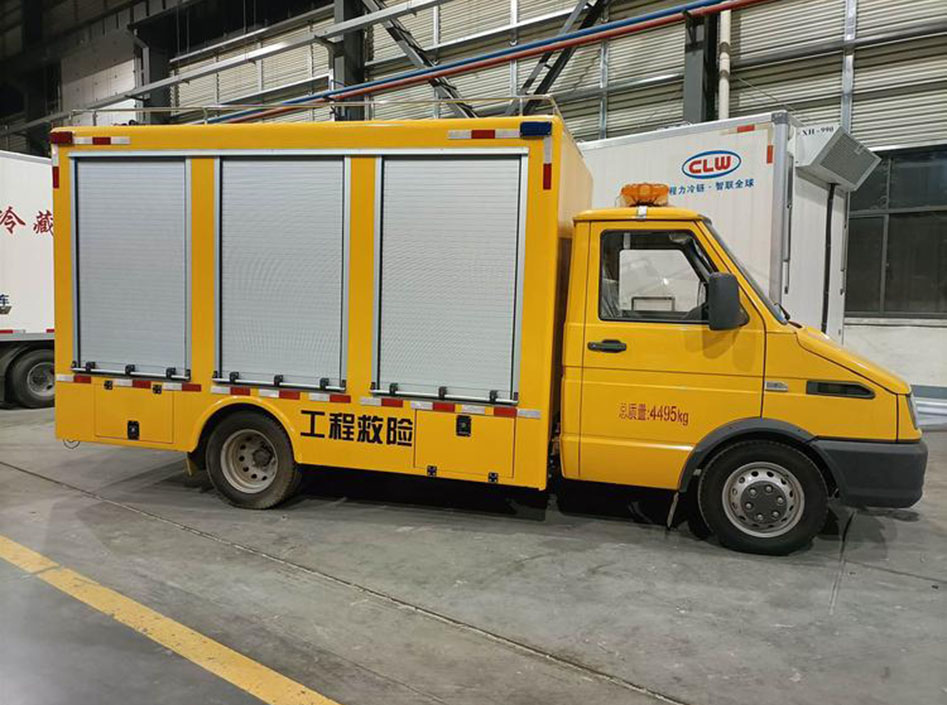 依維柯歐勝救險(xiǎn)車