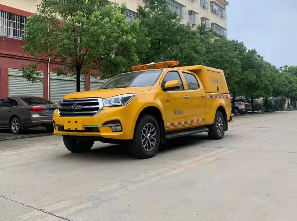慶鈴五十鈴皮卡搶險車