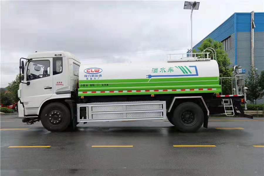 東風(fēng)天錦純電動(dòng)高端灑水車(chē)
