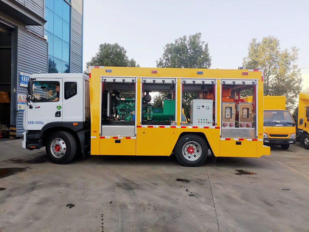國(guó)六東風(fēng)多利卡D9搶險(xiǎn)救援車