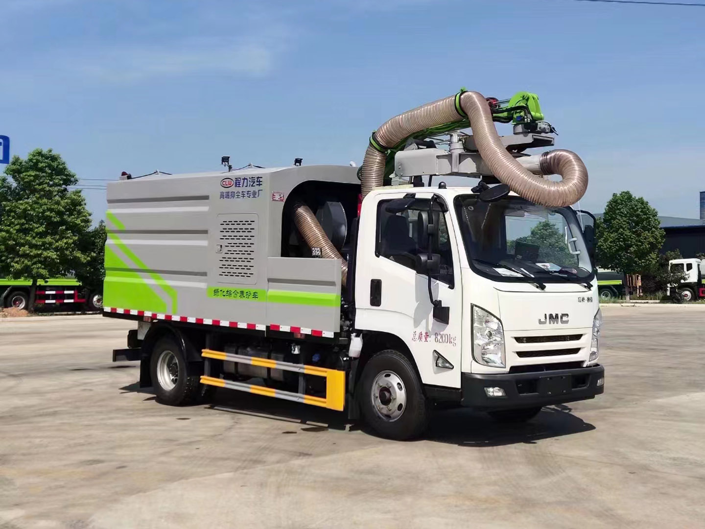 國六江鈴綠化綜合養(yǎng)護車