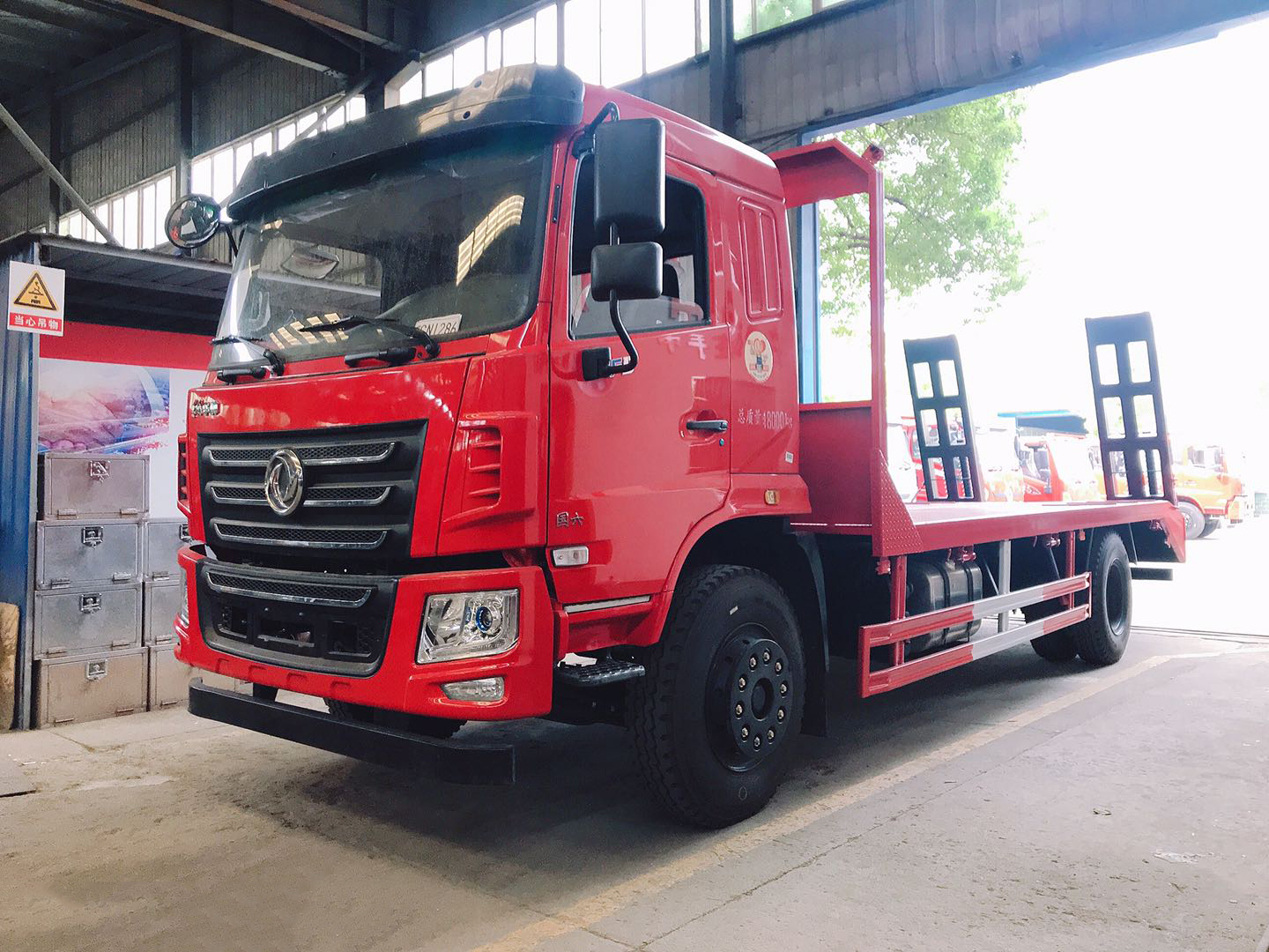 東風(fēng)華神F5國六6缸單橋平板車