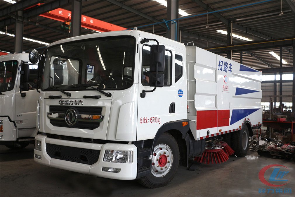 掃路車(chē)