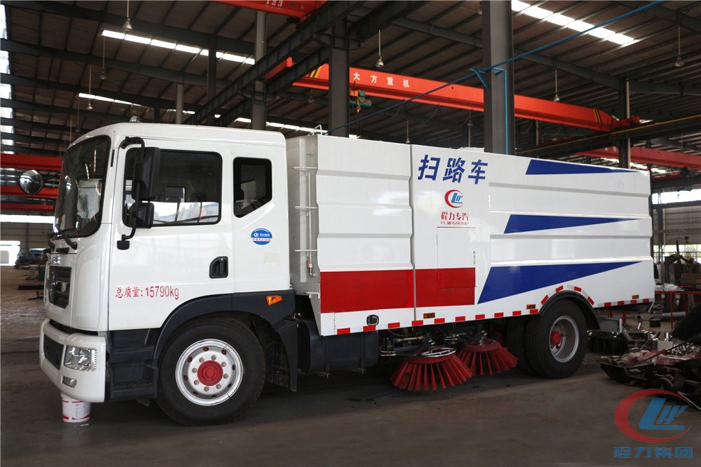 掃路車(chē)