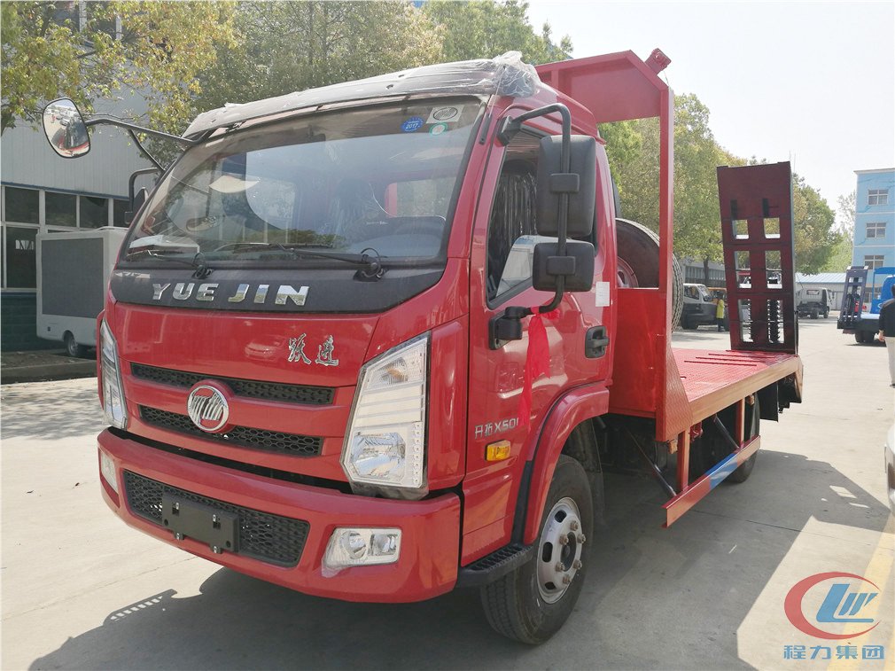 程力躍進(jìn)藍(lán)牌平板運(yùn)輸車(chē)側(cè)面圖