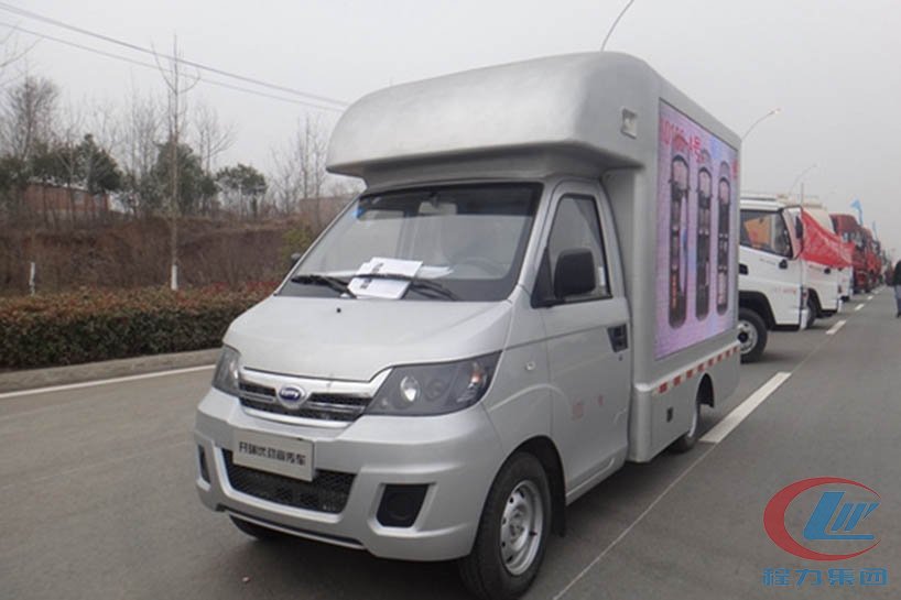 程力開(kāi)瑞小型led廣告宣傳車高清圖