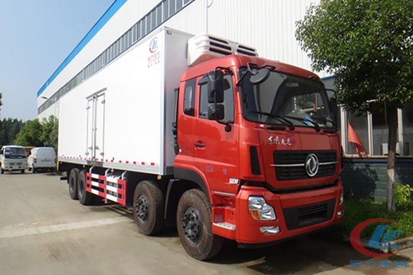 程力東風(fēng)天龍前四后八冷藏車(chē)高清圖