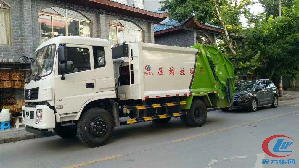 壓縮式垃圾車(chē)