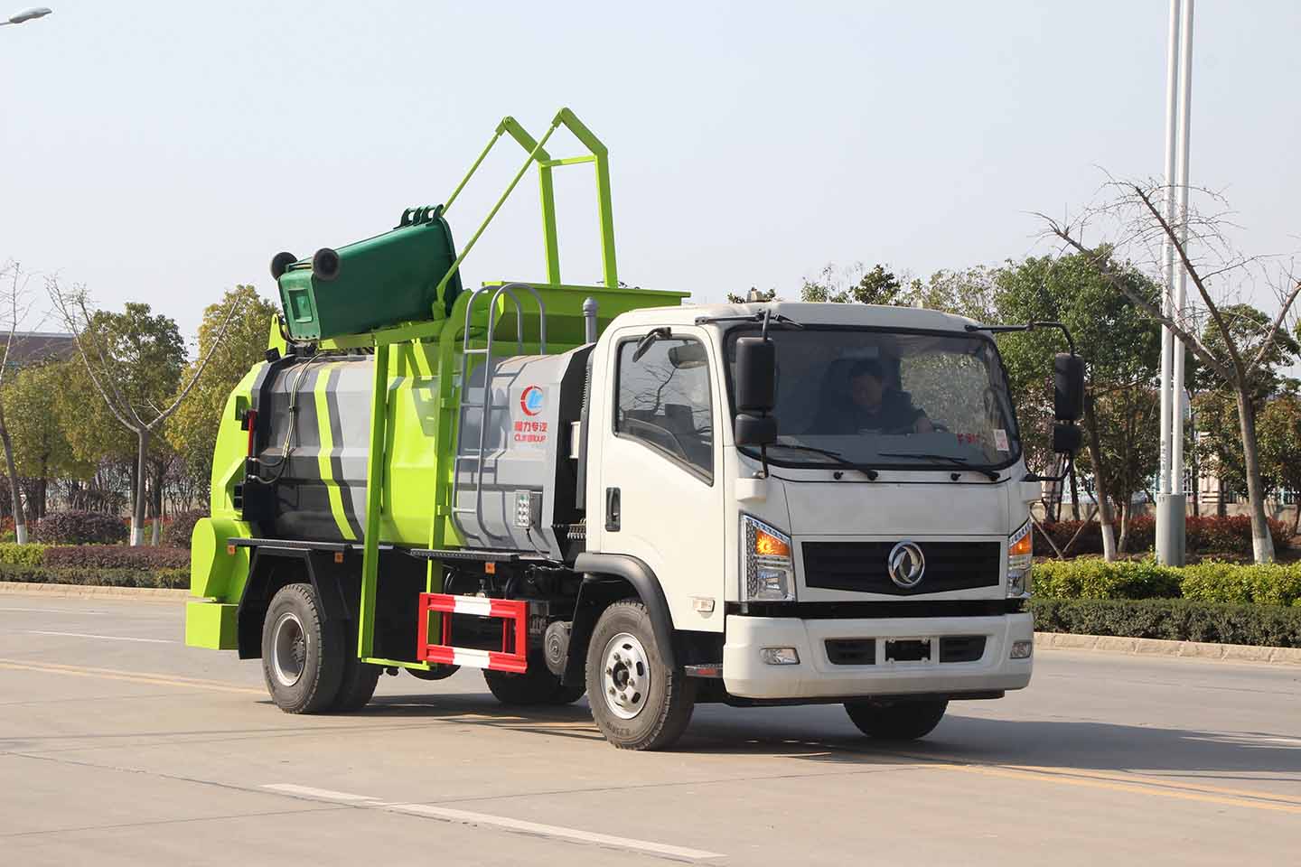 東風(fēng)御虎餐廚垃圾車