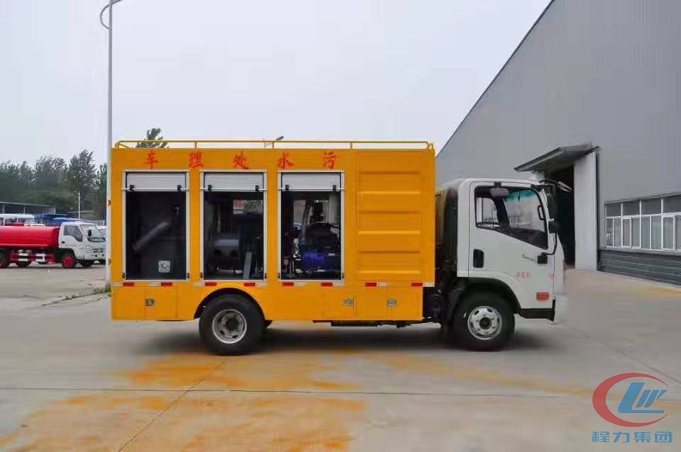 成都大運(yùn)污水處理車