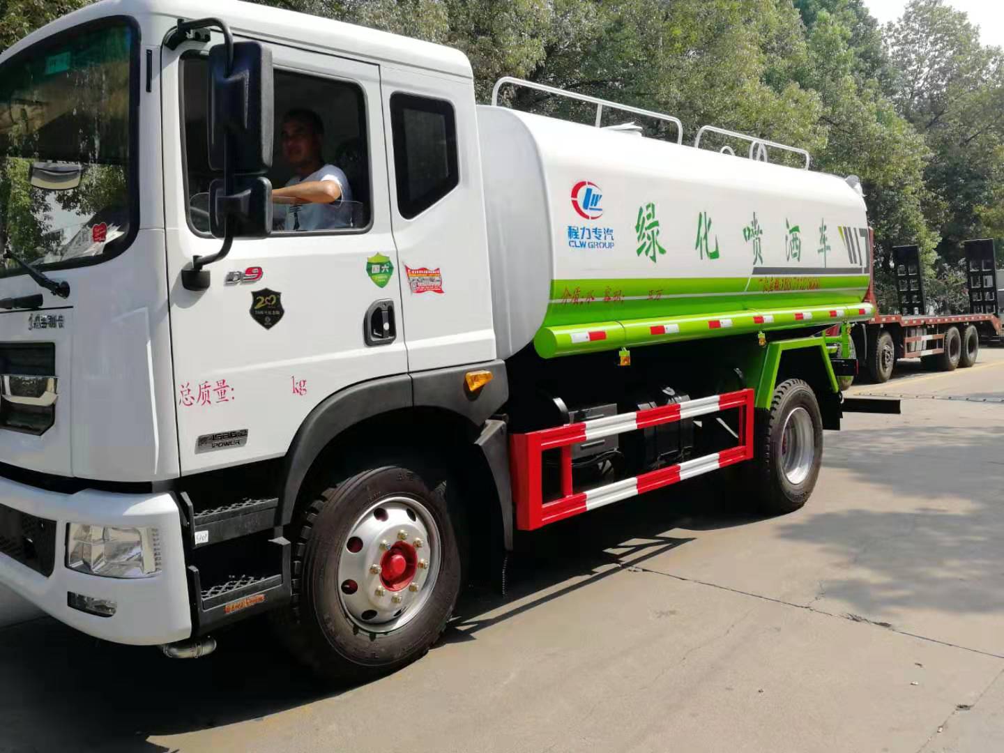 東風(fēng)多利卡D9國六灑水車