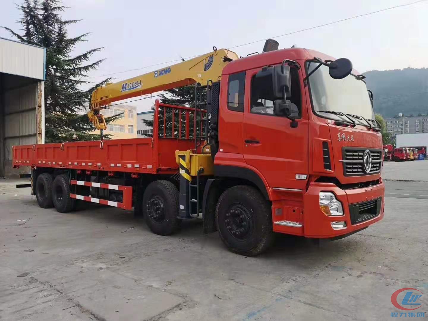 程力東風(fēng)天龍前四后八隨車吊