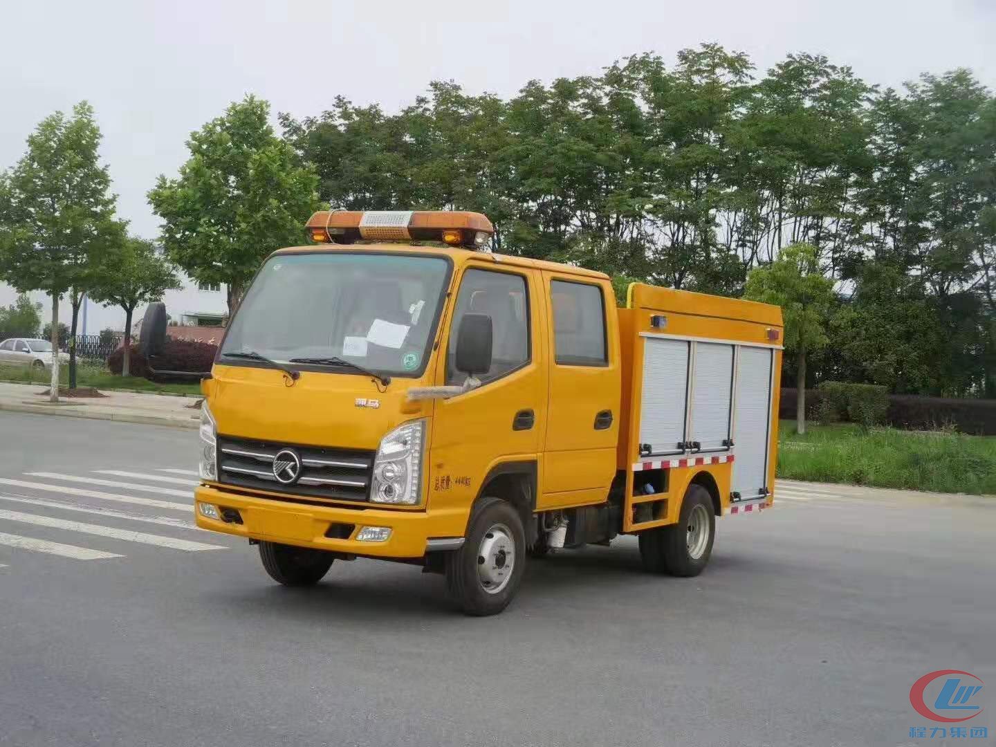 凱馬雙排搶險(xiǎn)車(chē)，凱馬救險(xiǎn)車(chē)