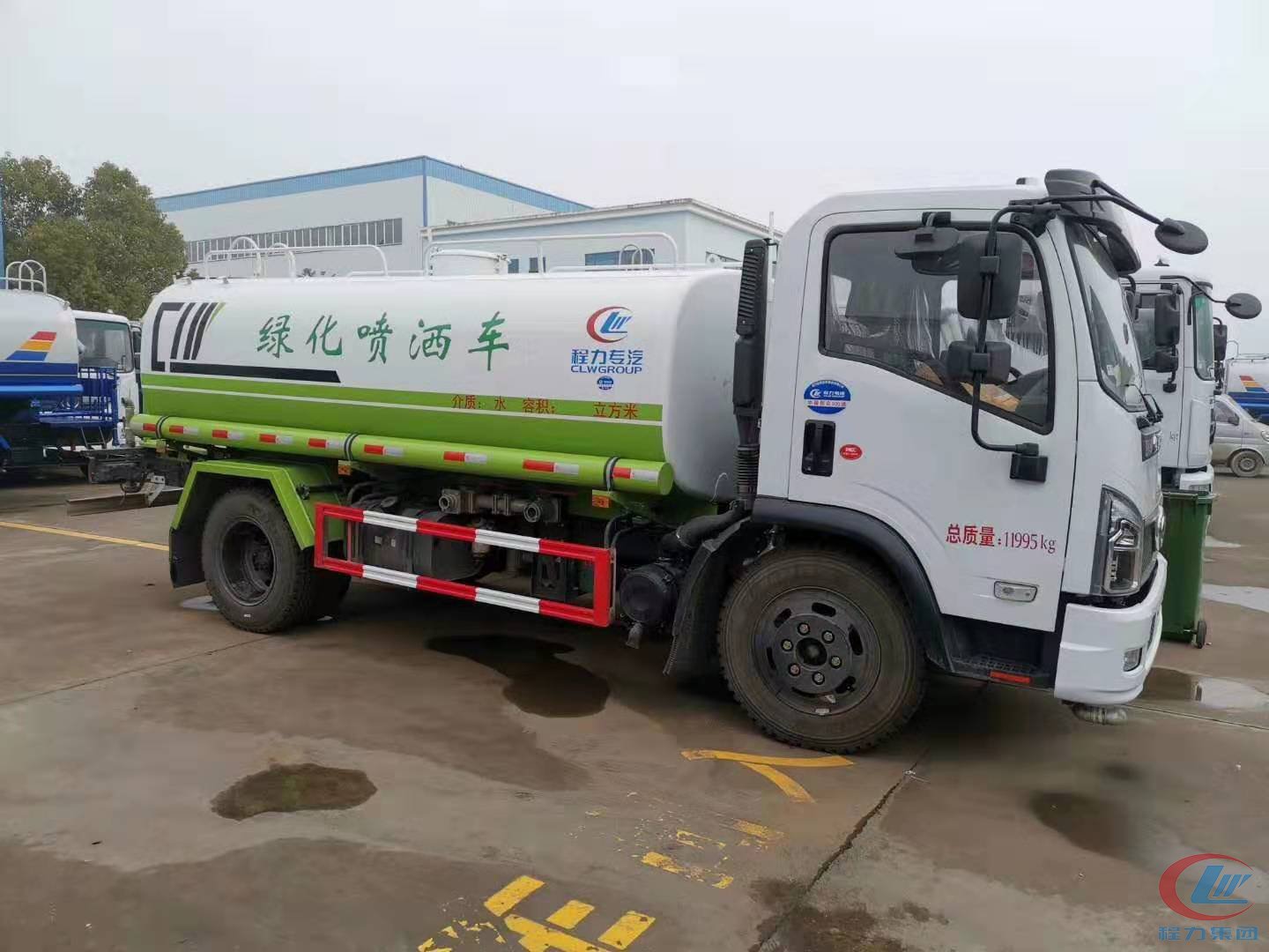 九方灑水車(chē)
