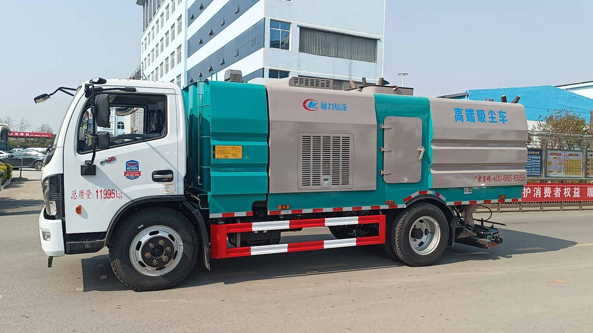 程力礦區(qū)專用清掃車，后置吸塵車