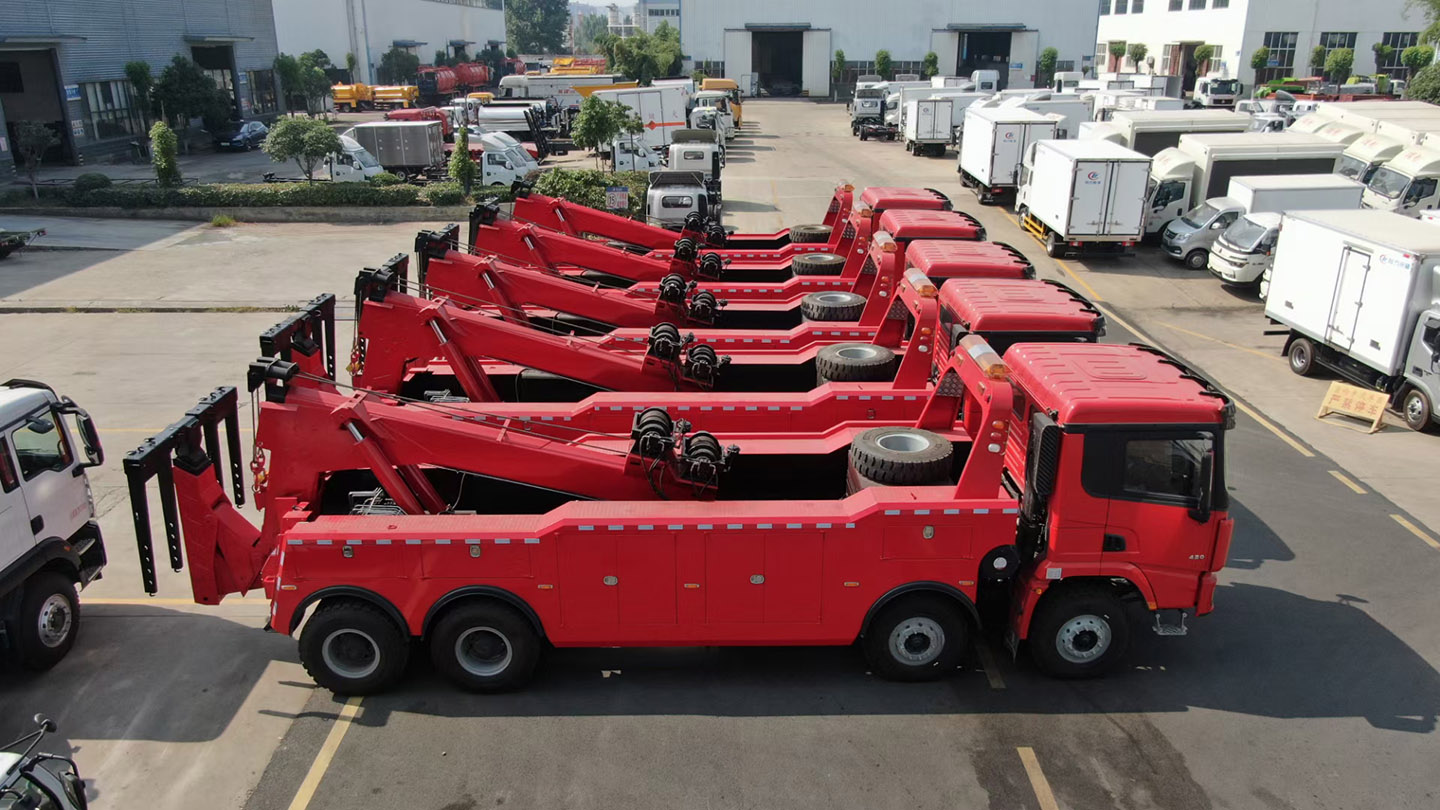 程力集團重型拖吊連體清障車批量發(fā)車